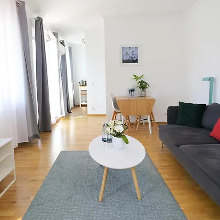 Victoria City And Koe Apartments Aparthotel