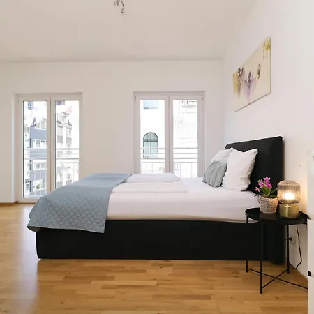 Victoria City And Koe Apartments Aparthotel