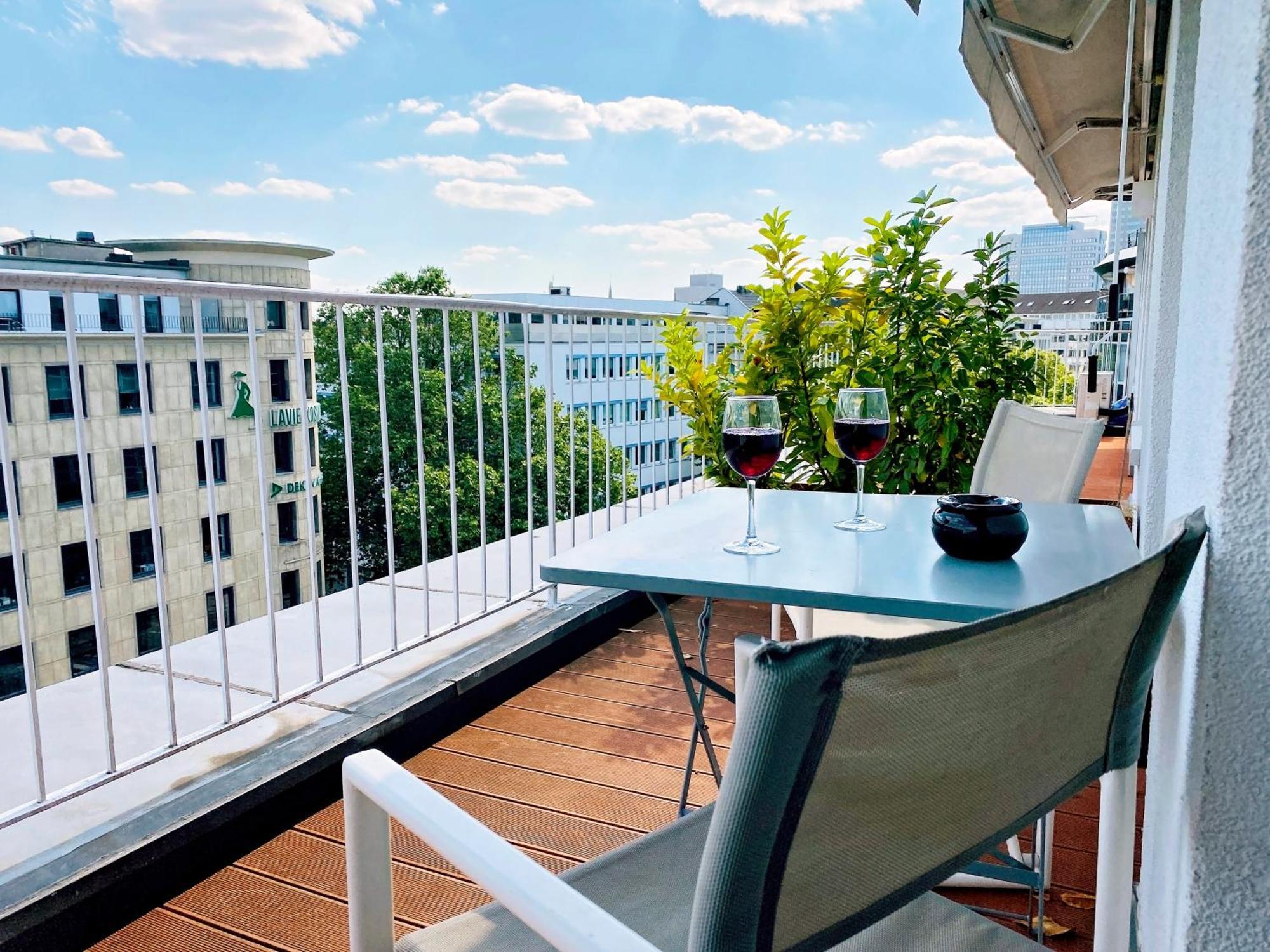 Victoria Aparthotel